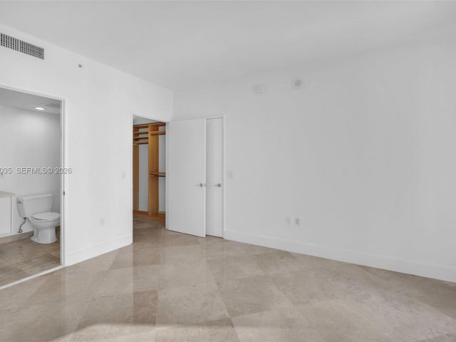 Apartment for sale  Unit #2703 - photo 6723257