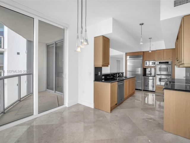 Apartment for sale  Unit #2703 - photo 6723267