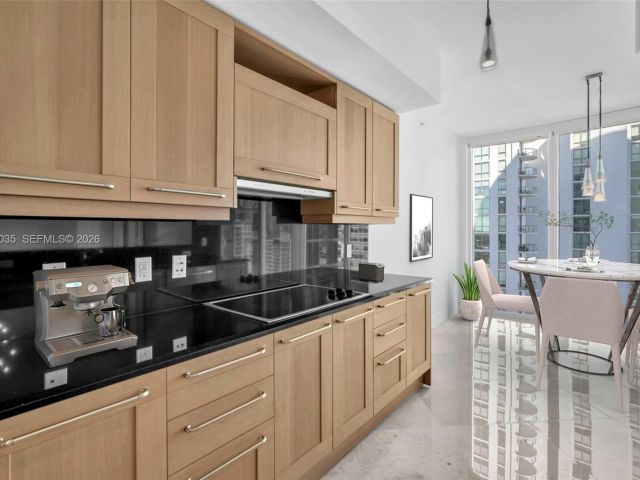 Apartment for sale  Unit #2703 - photo 6723268