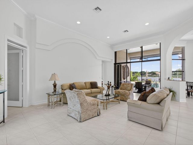 Home for sale at 7510 Blue Heron Way - photo 6723774