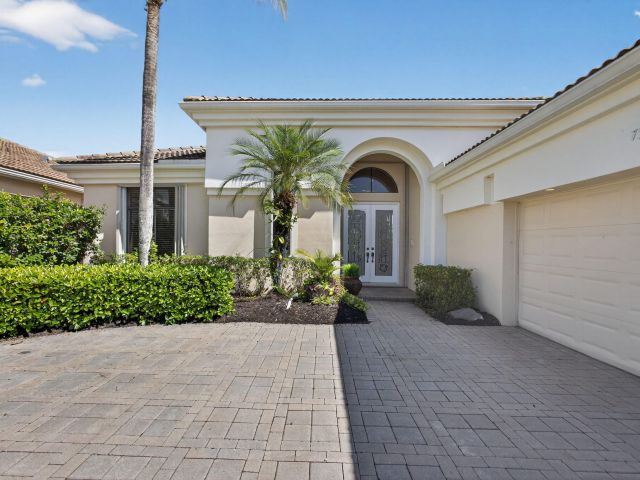 Home for sale at 7510 Blue Heron Way - photo 6723778