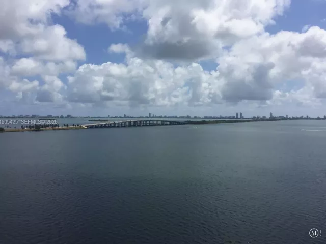 Apartment for sale  Unit #906 - photo 6724603