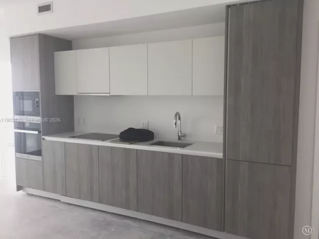 Apartment for sale  Unit #906 - photo 6724614