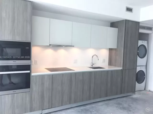 Apartment for sale  Unit #906 - photo 6724615