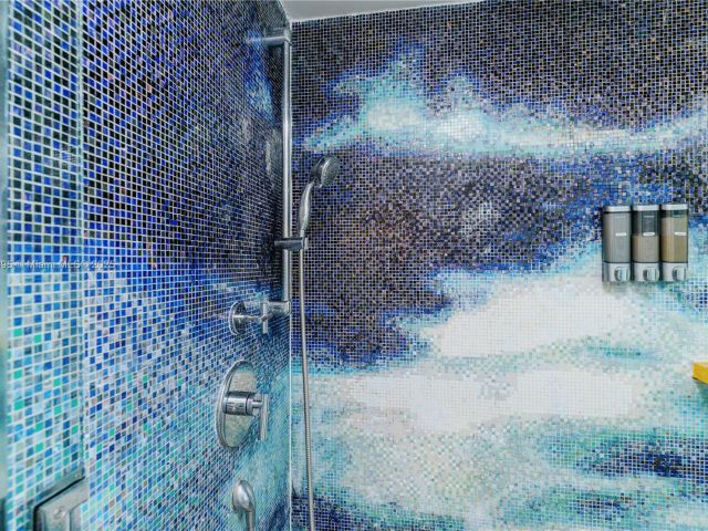 Apartment for sale  Unit #1004 - photo 6724128