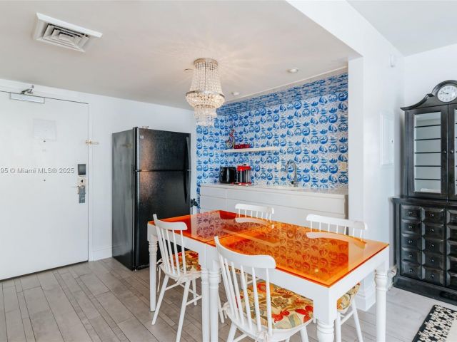 Apartment for sale  Unit #1004 - photo 6724135