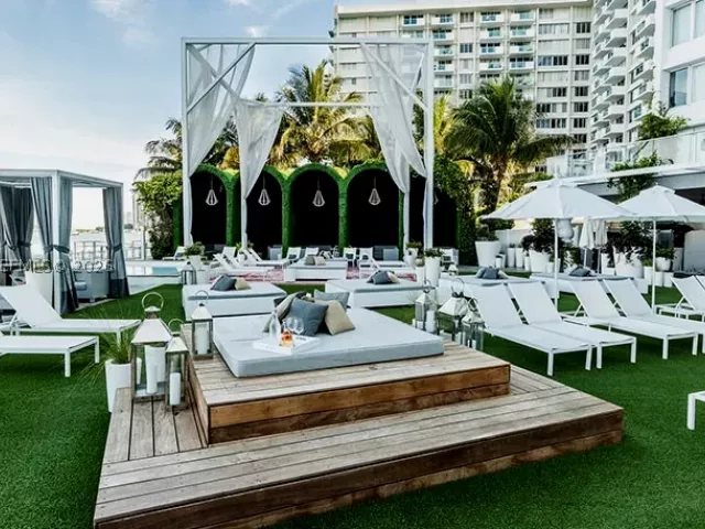 1-bedroom condo for sale in Miami Beach - 1100 West Ave 1004 - MondialRealty