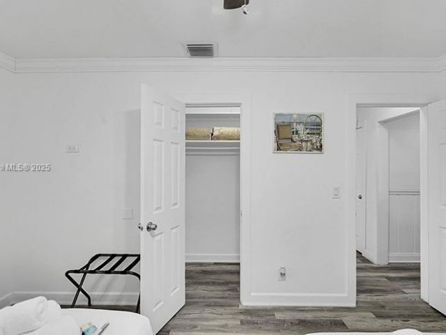 2-bedroom home for sale in West Palm Beach - 422 49th St - MondialRealty