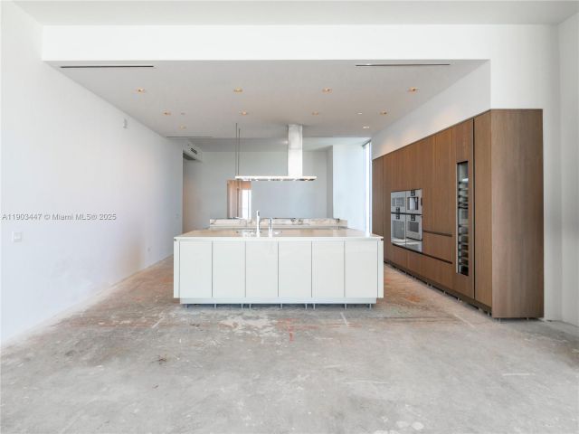 Apartment for sale  Unit #1501 - photo 6746515