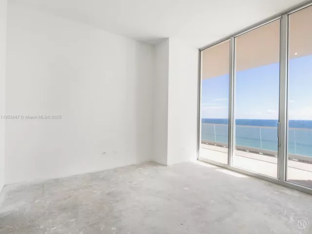 Apartment for sale  Unit #1501 - photo 6746510