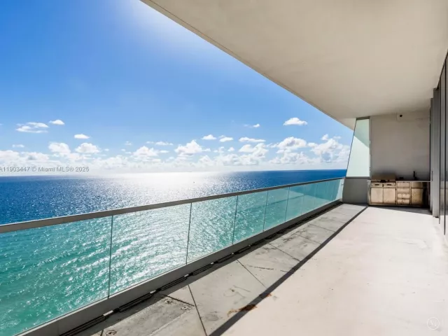 Apartment for sale  Unit #1501 - photo 6746514