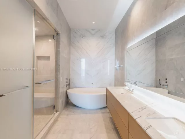 Apartment for sale  Unit #1501 - photo 6746507