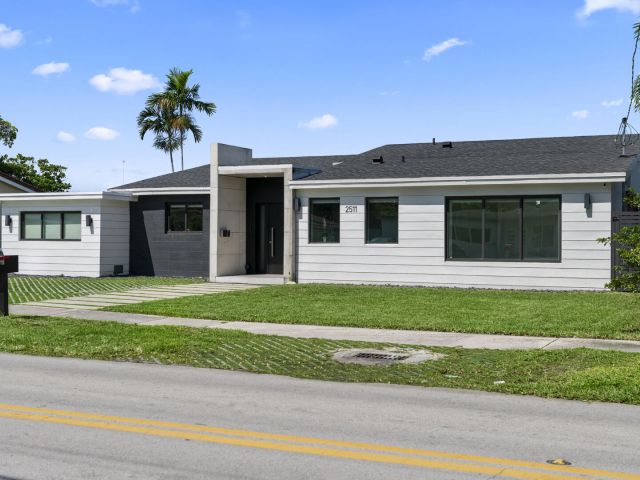 Home for sale at 2511 NE 209th Terrace - photo 6723657