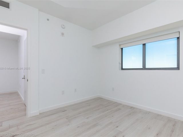 Apartment for sale  Unit #1905 - photo 6724724