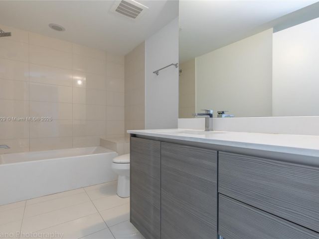 Apartment for sale  Unit #1905 - photo 6724725