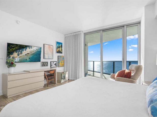 Apartment for sale  Unit #1001 - photo 6724336