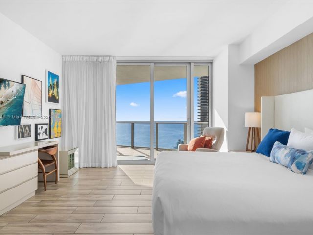 Apartment for sale  Unit #1001 - photo 6724337