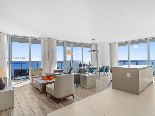 Apartment for sale  Unit #1001 - photo 6724349