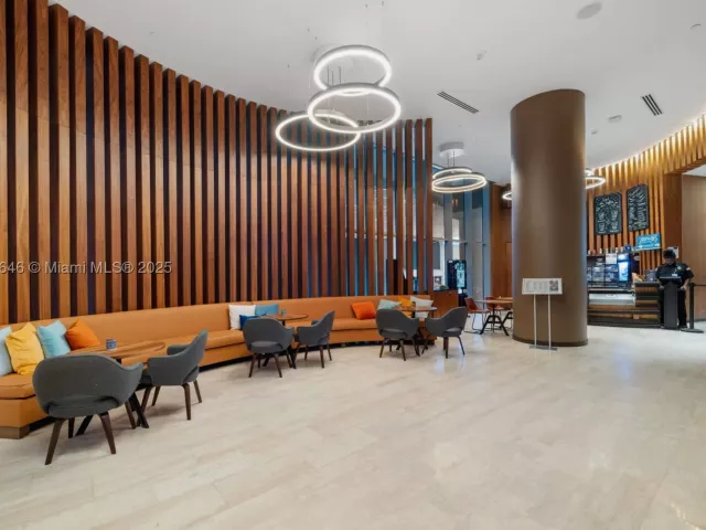 3-bedroom condo for sale in Hollywood - 4111 S Ocean Dr 1001 - MondialRealty