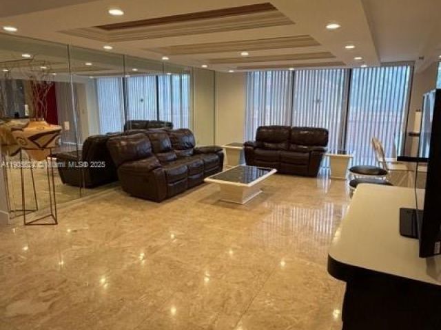 Apartment for rent  Unit #301 - photo 7437078