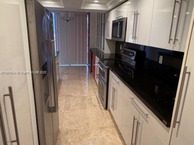 Apartment for rent  Unit #301 - photo 7437079