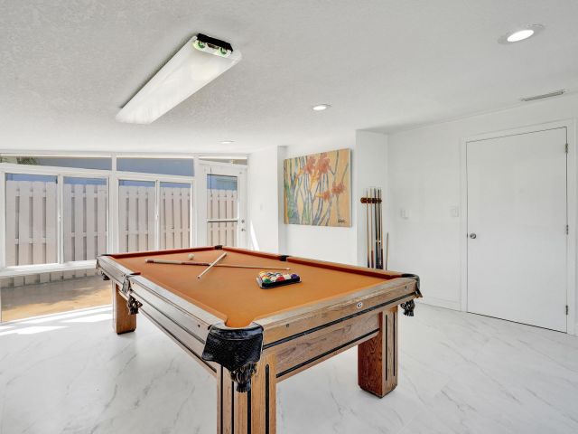 Home for rent at 1633 SE 5th Ct Court - photo 6750959