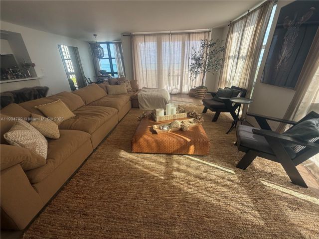 Apartment for rent  Unit #D608 - photo 6725381