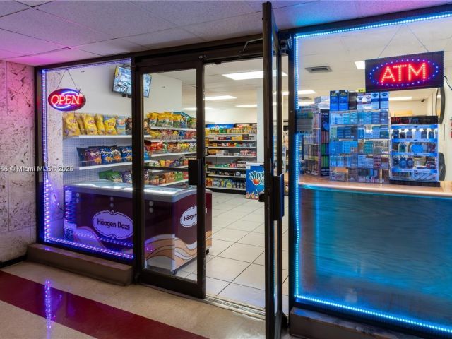 Apartment for sale  Unit #12J - photo 7437733