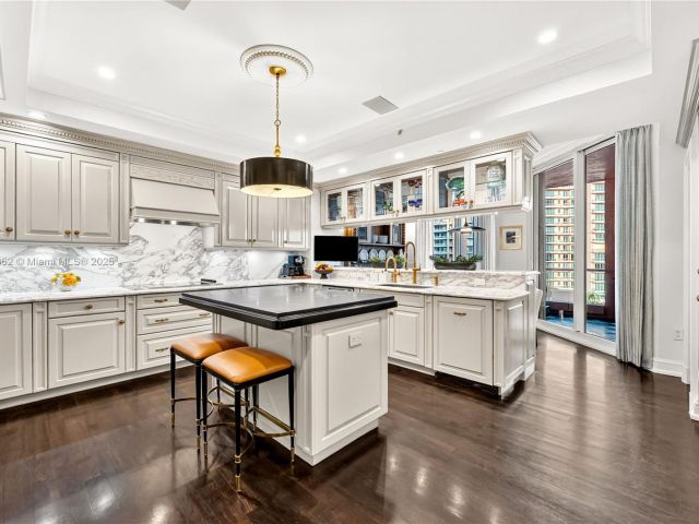 Apartment for sale  Unit #7A - photo 6733579