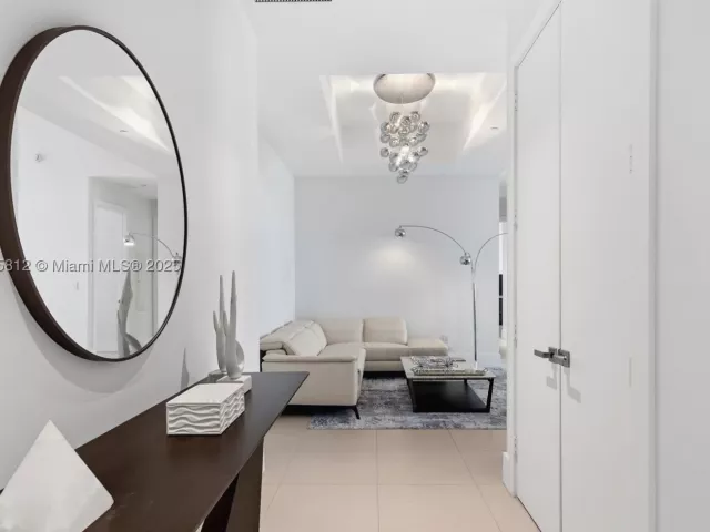 2-bedroom condo for sale in Sunny Isles Beach - 15811 Collins Ave 3405 - MondialRealty