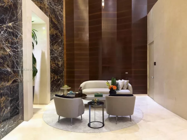 Apartment for sale  Unit #3405 - photo 6725040