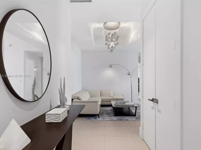 Apartment for sale  Unit #3405 - photo 6725028