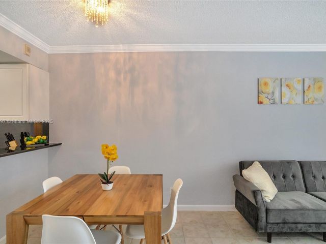 condo for rent in Hollywood - 2501 S Ocean Dr 1432 - MondialRealty