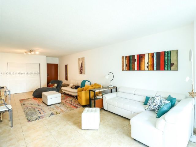 Apartment for sale  Unit #7H - photo 6732427