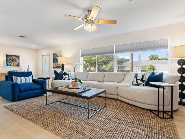 Home for rent at 4300 Washington Road - photo 6731368