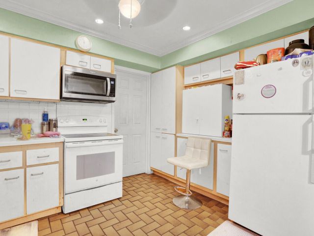 Home for sale at 19627 Montana Lane - photo 6749278