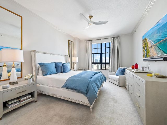 Apartment for sale  Unit #2012 - photo 6758168