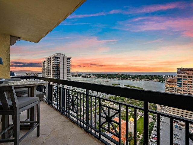 Apartment for sale  Unit #2012 - photo 6758176