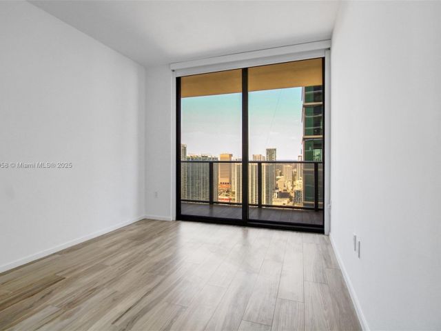 Apartment for sale  Unit #4309 - photo 6726923