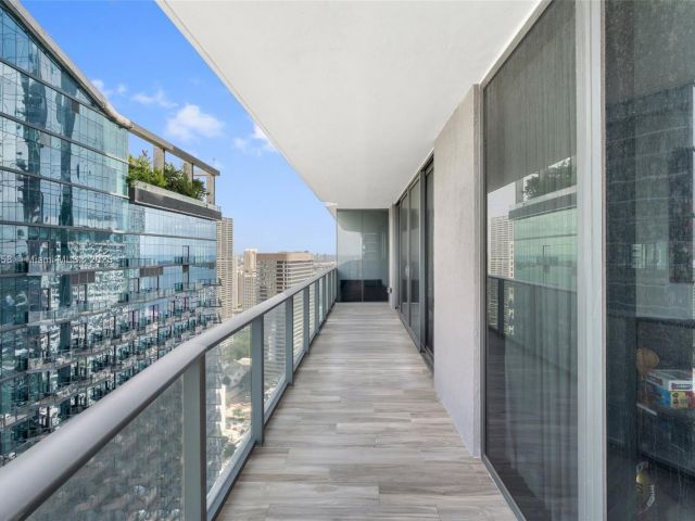 Apartment for sale  Unit #4309 - photo 6726926