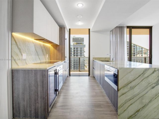 Apartment for sale  Unit #4309 - photo 6726936