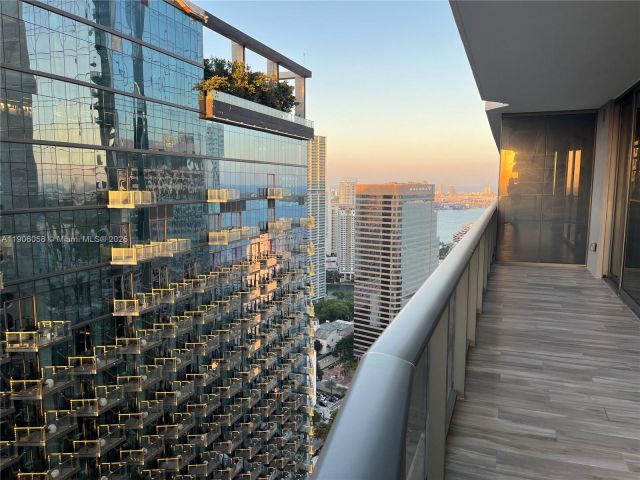 Apartment for sale  Unit #4309 - photo 6726939