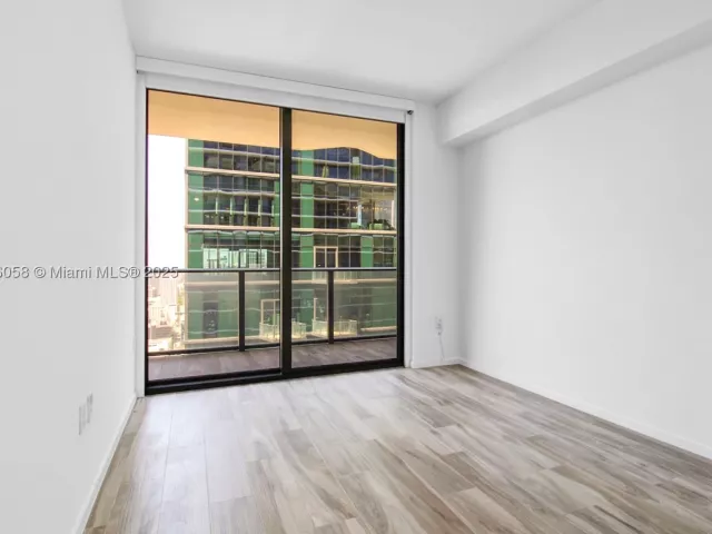 3-bedroom condo for sale in Miami - 801 S Miami Ave 4309 - MondialRealty
