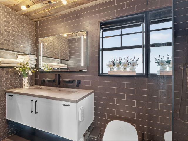 Home for sale at 535 36th Street - photo 6728043