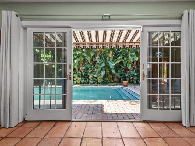 Home for rent at 194 Almeria Road - photo 6728181