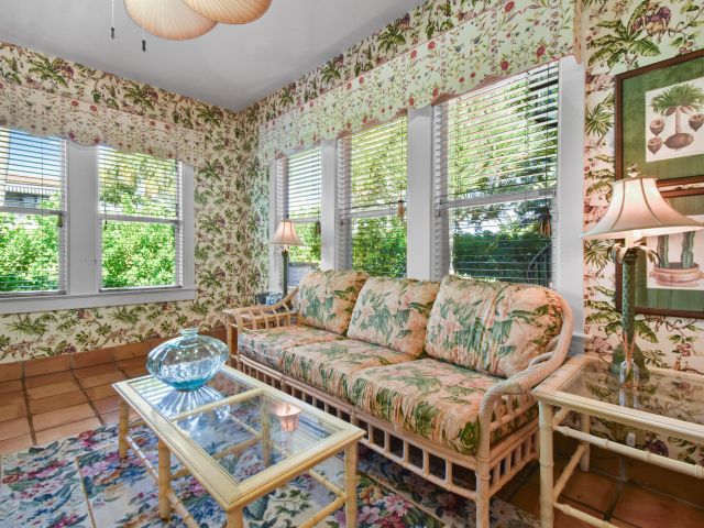 Home for rent at 194 Almeria Road - photo 6728186