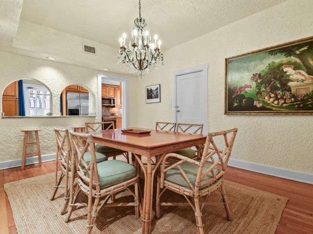 Home for rent at 194 Almeria Road - photo 6728190