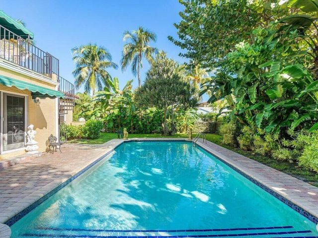 Home for rent at 194 Almeria Road - photo 6728199