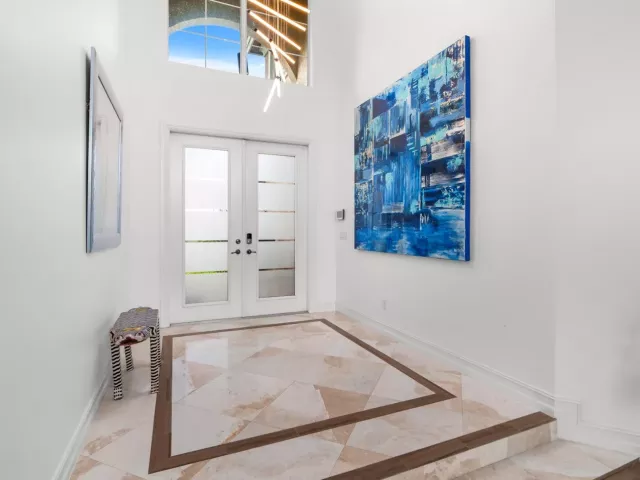5-bedroom home for sale in West Palm Beach - 7797 Maywood Crest Drive - MondialRealty