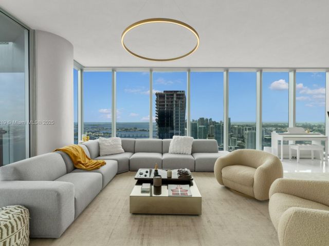 Apartment for sale  Unit #5103 - photo 6740716